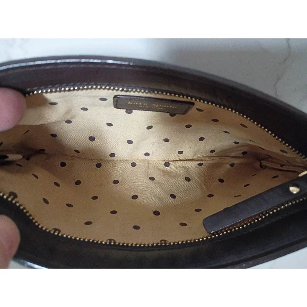 KATE SPADE Brown Classic Linet Jacquard Wristlet - EUC